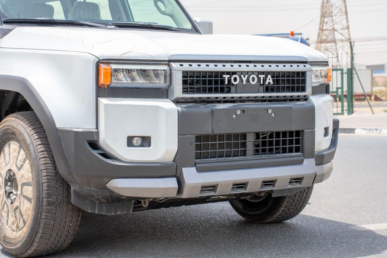 تويوتا برادو Toyota Prado 2024 2.4L Petrol 7 Seats