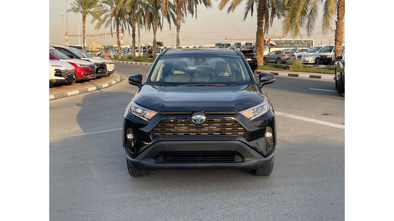 Toyota RAV4 2021 TOYOTA RAV4 XLE HYBRID FULL OPTIONS IMPORTED FROM USA