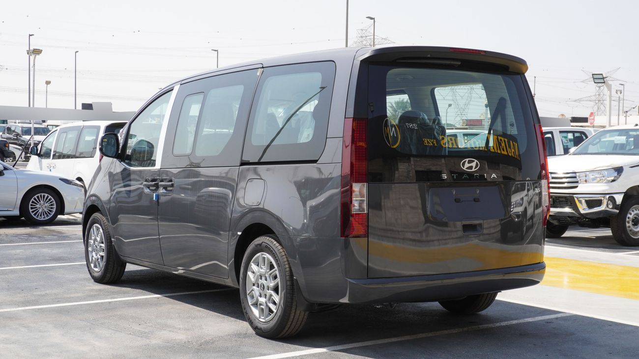 Hyundai Staria 3.5 L V6