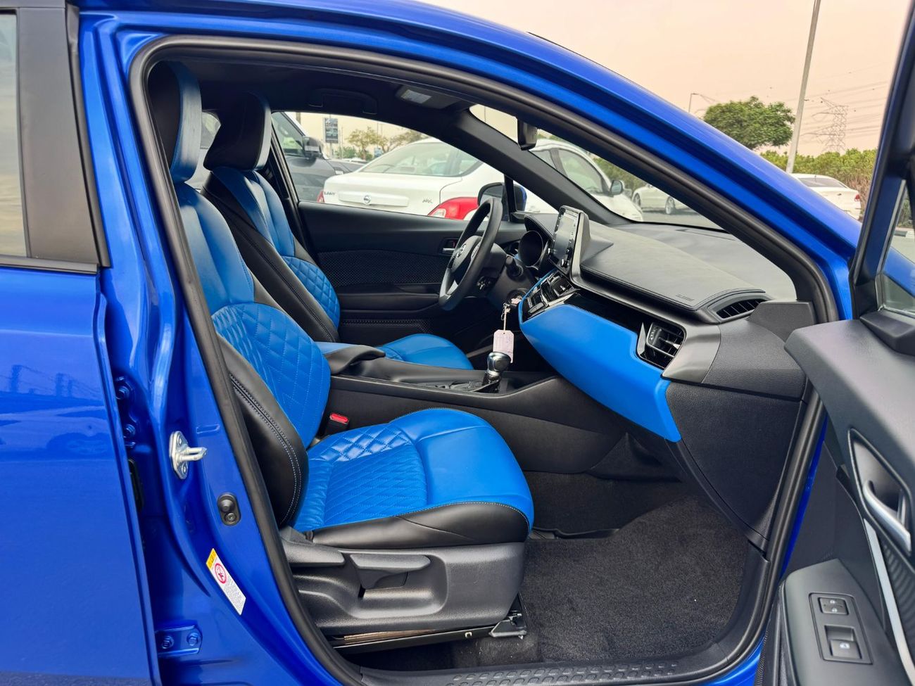 Toyota C-HR STD (NON GCC)