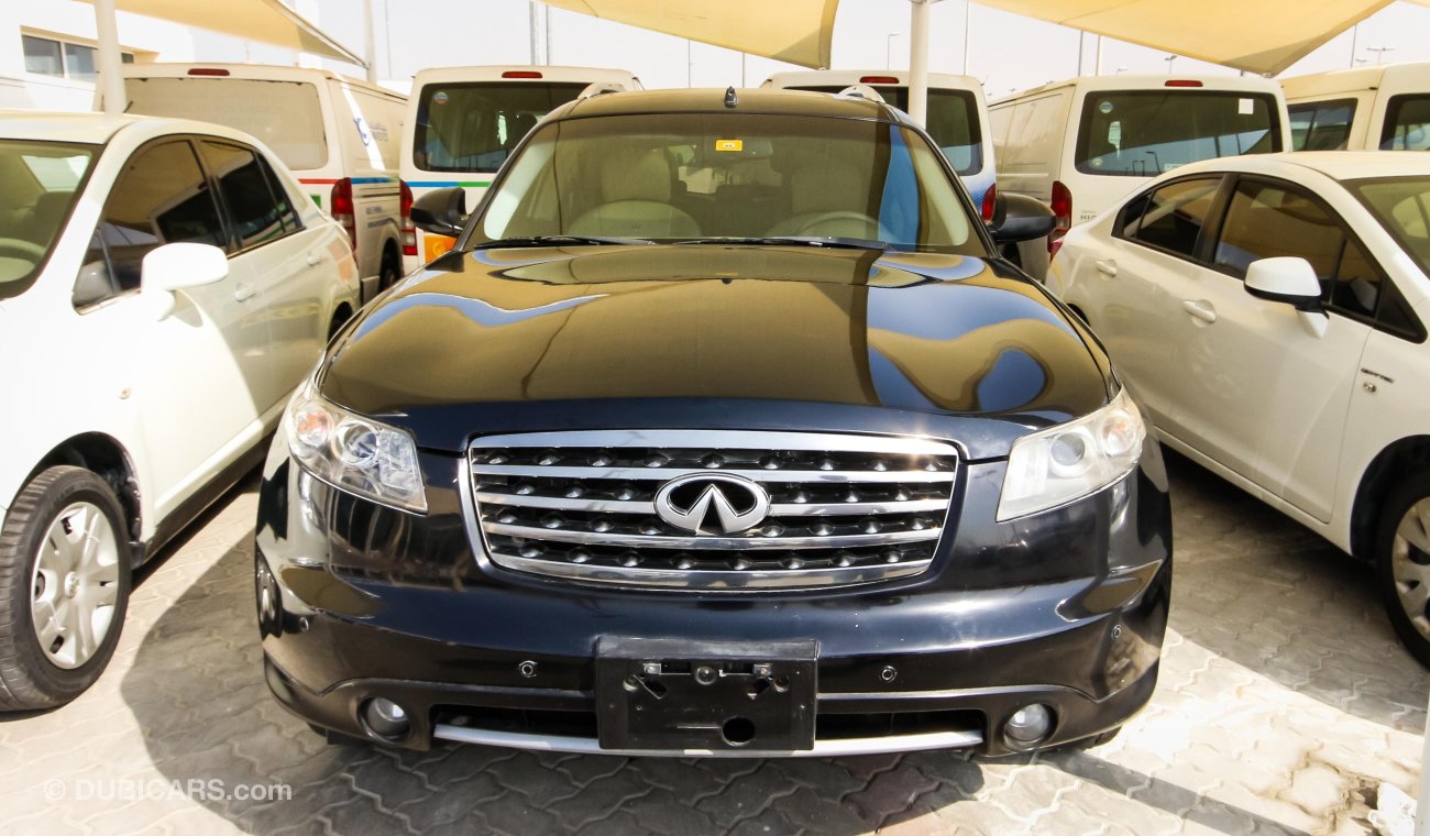 Infiniti FX35