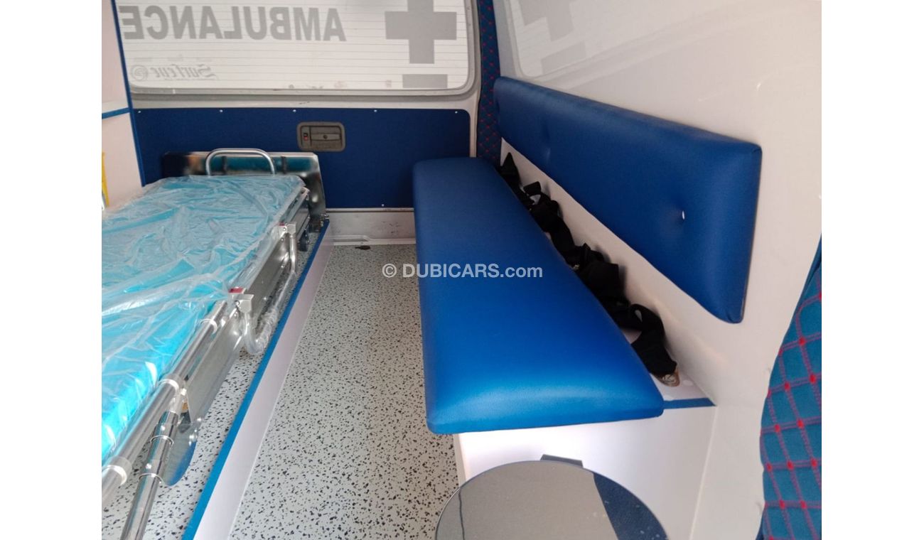 Toyota Hiace TOYOTA HIACE VAN (AMBULANCE) RIGHT HAND DRIVE(PM01433)