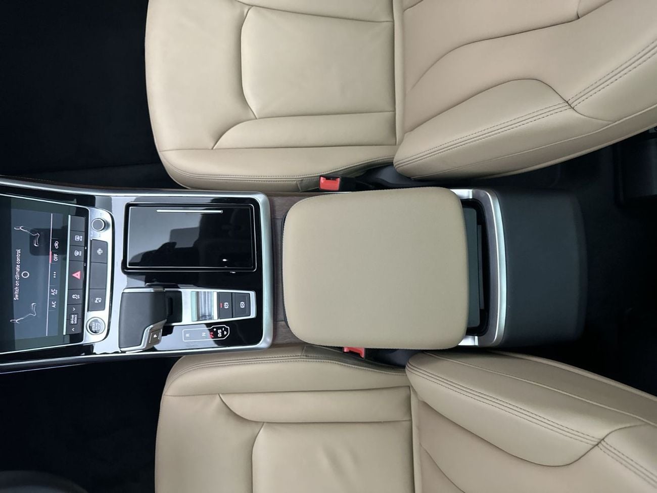 أودي Q7 55 TFSI quattro S-Line 3.0L 340hp (Ref# 19219)