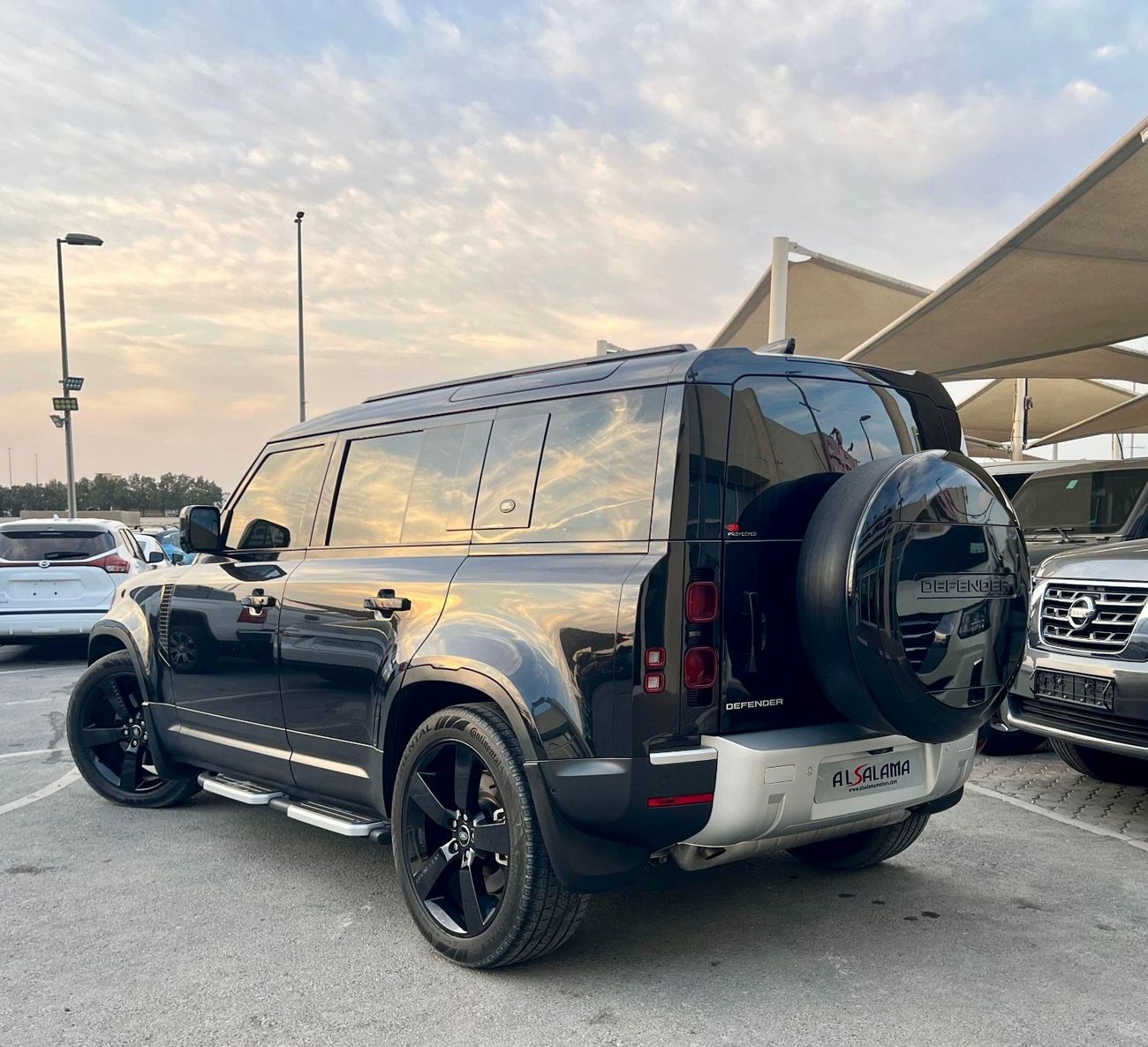 Land Rover Defender P400 110 HSE 3.0L (5 Seater)