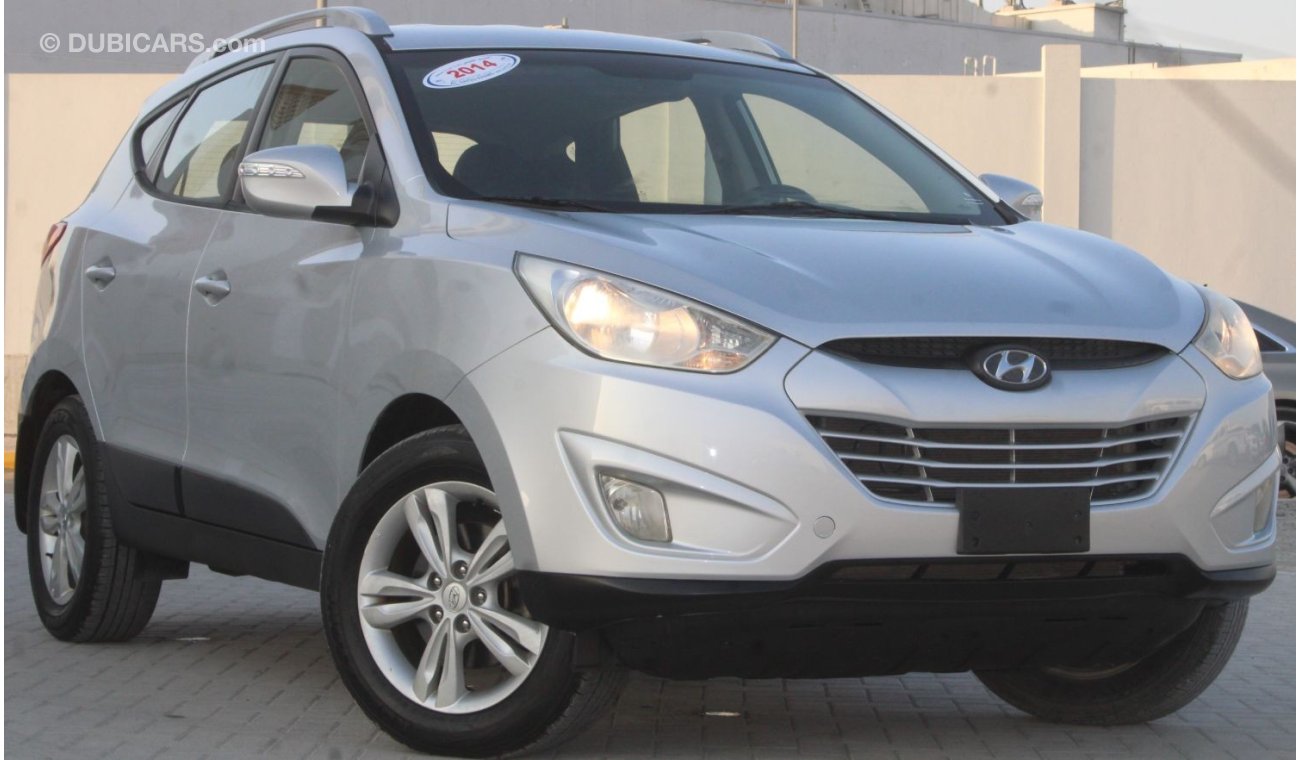 Hyundai Tucson GL Hyundai Tucson 2014 GCC in excellent condition without accidents, very clean from inside and outs