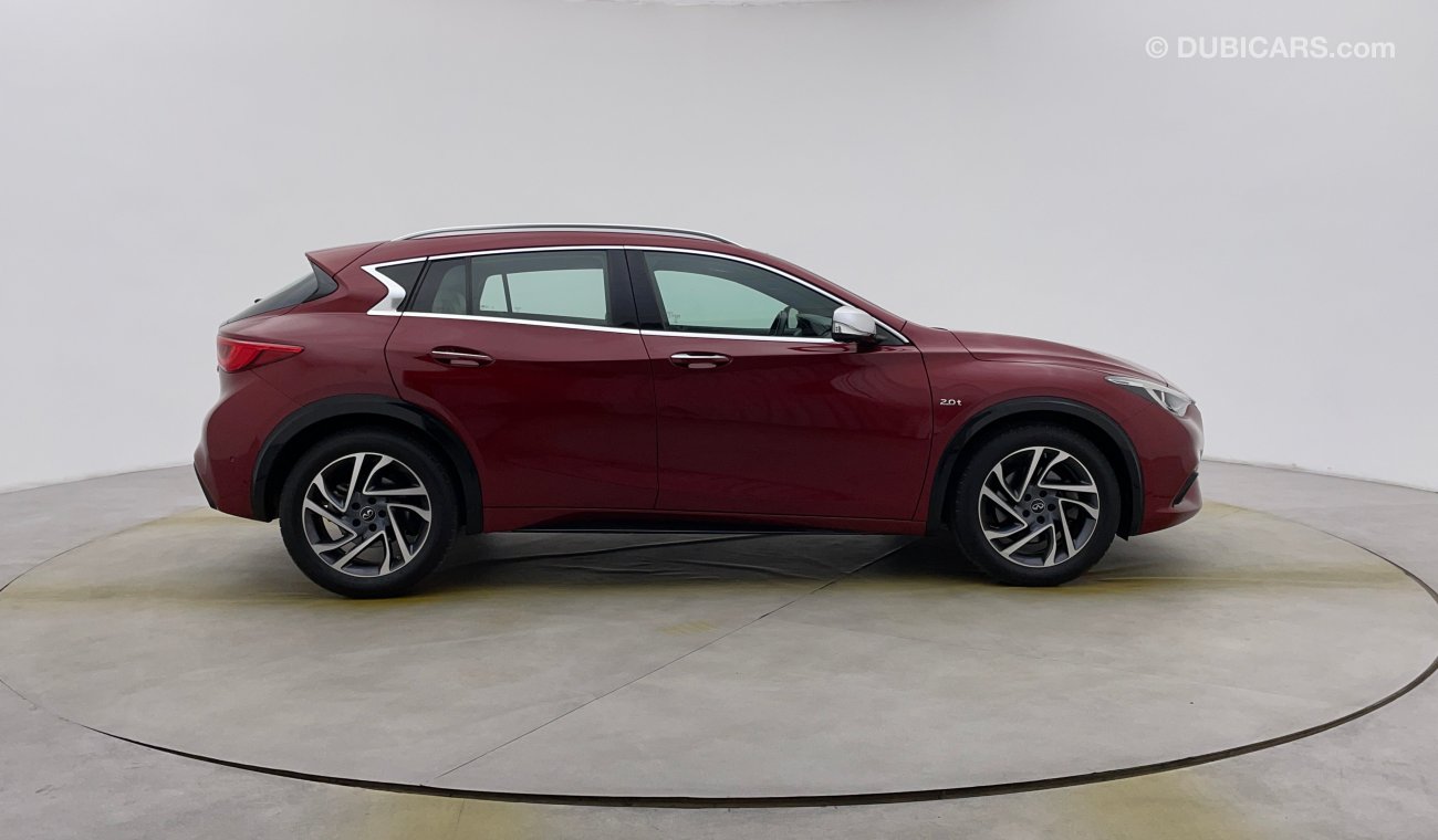 Infiniti Q30 Luxury Sensory 2000