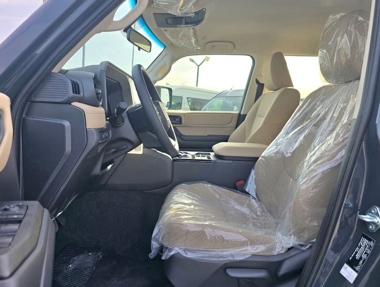 تويوتا برادو Toyota land Cruiser prado  MID 2.4l petrol Turbo A/T SUV 4WD  grey color 2026 model