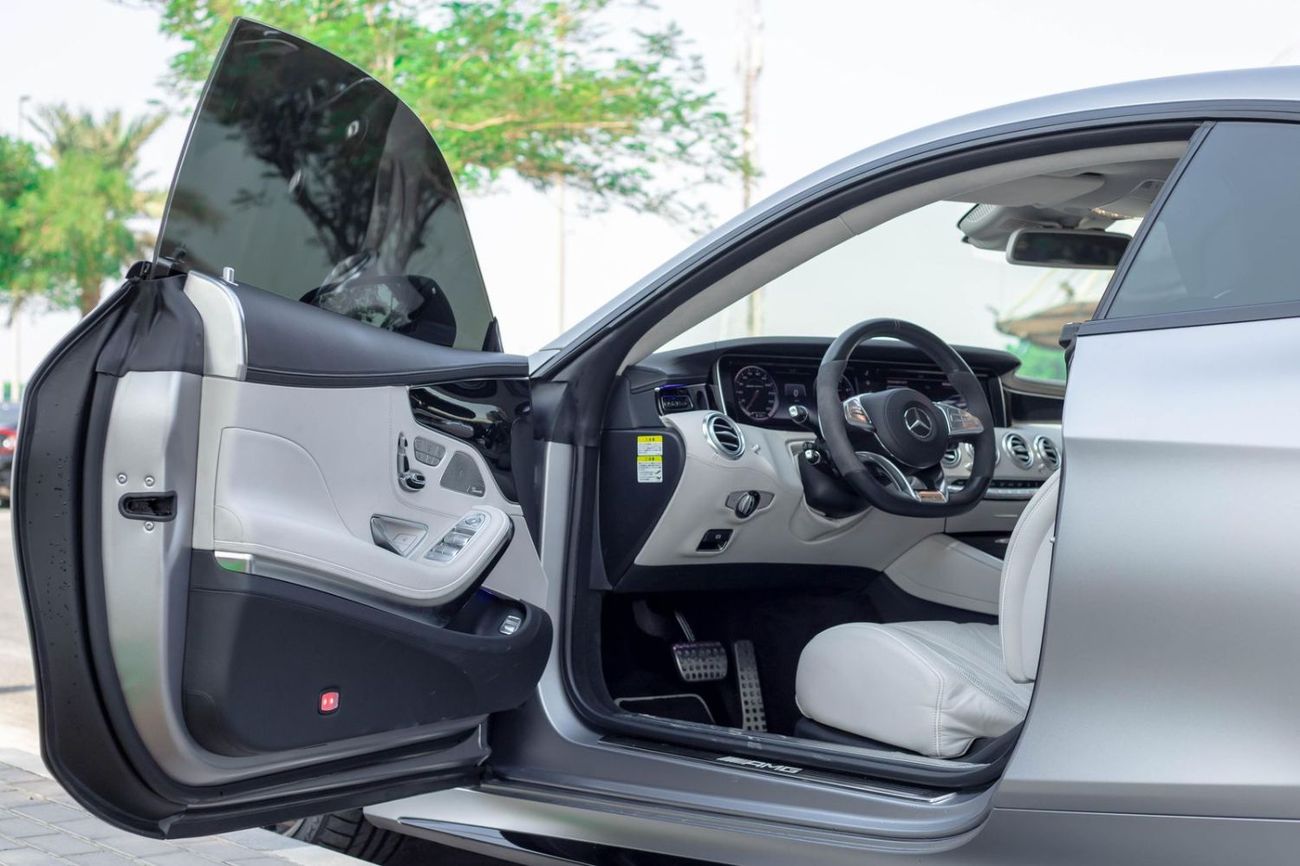 Mercedes-Benz S 63 AMG Coupe Mercedes-Benz S-Class S 63 4Matic