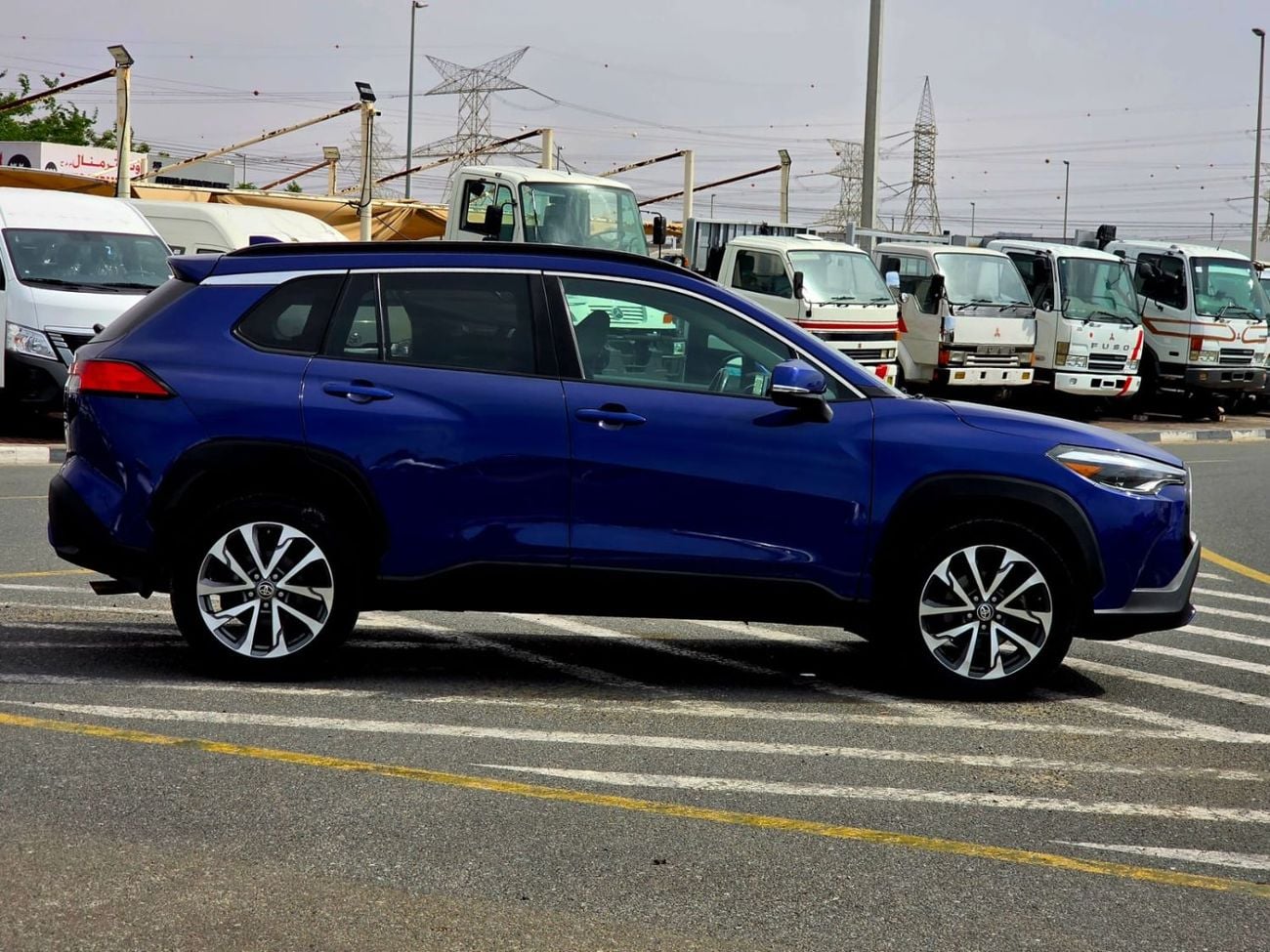 تويوتا كورولا كروس 2.0L XLE (AWD)