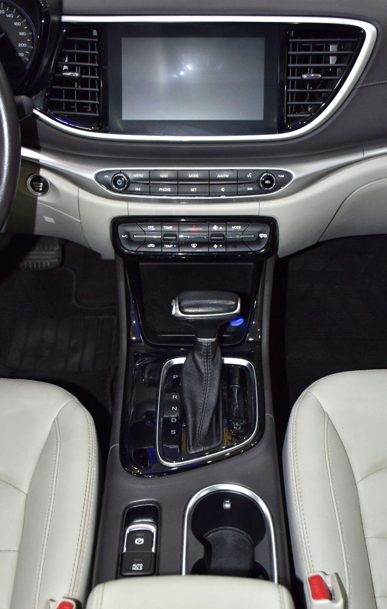 جي إي سي GA 4 EXCELLENT DEAL for our GAC GA4 ( 2023 Model ) in Black Color GCC Specs