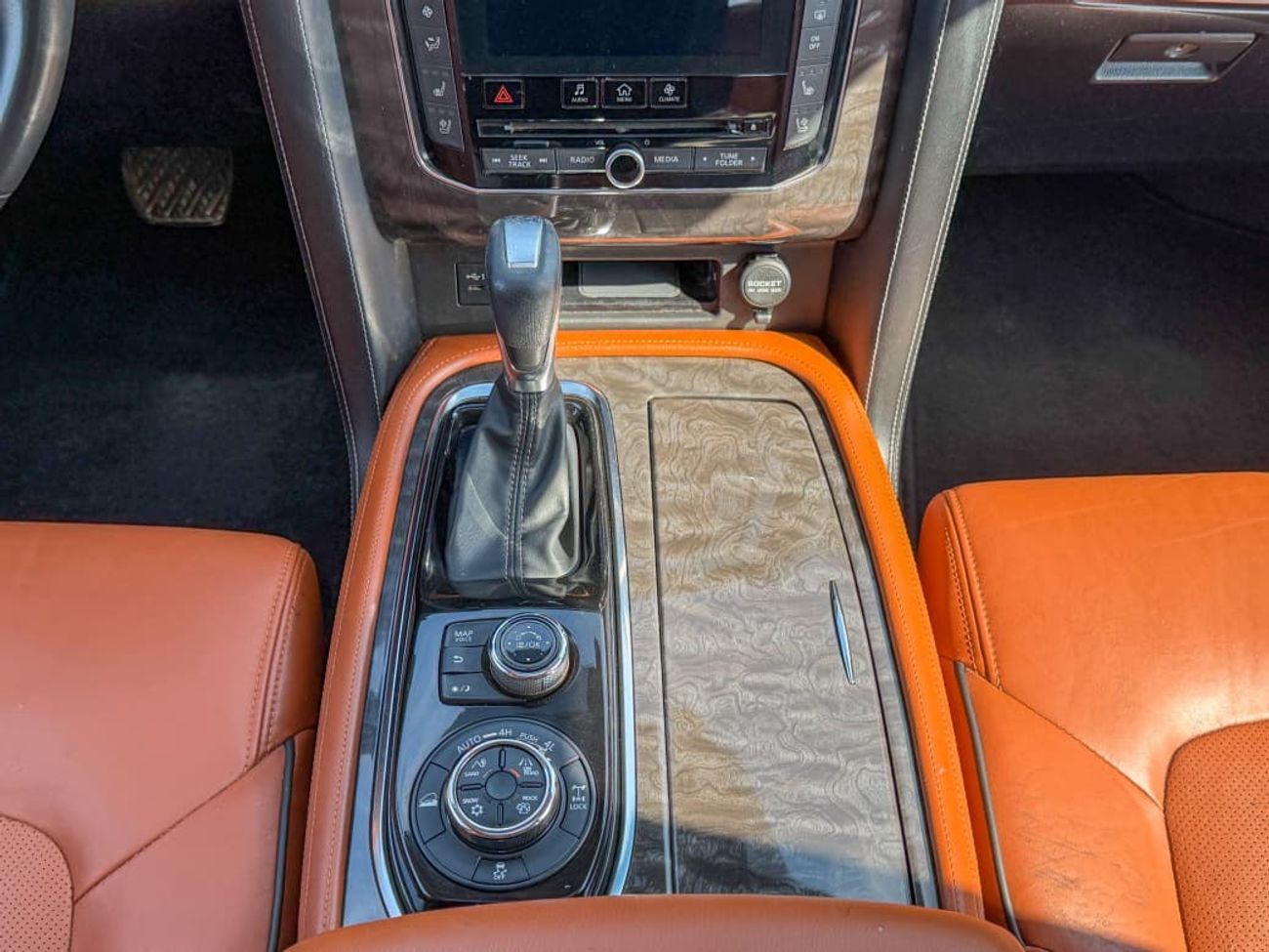 Nissan Patrol LE Titanium Chrome 5.6L