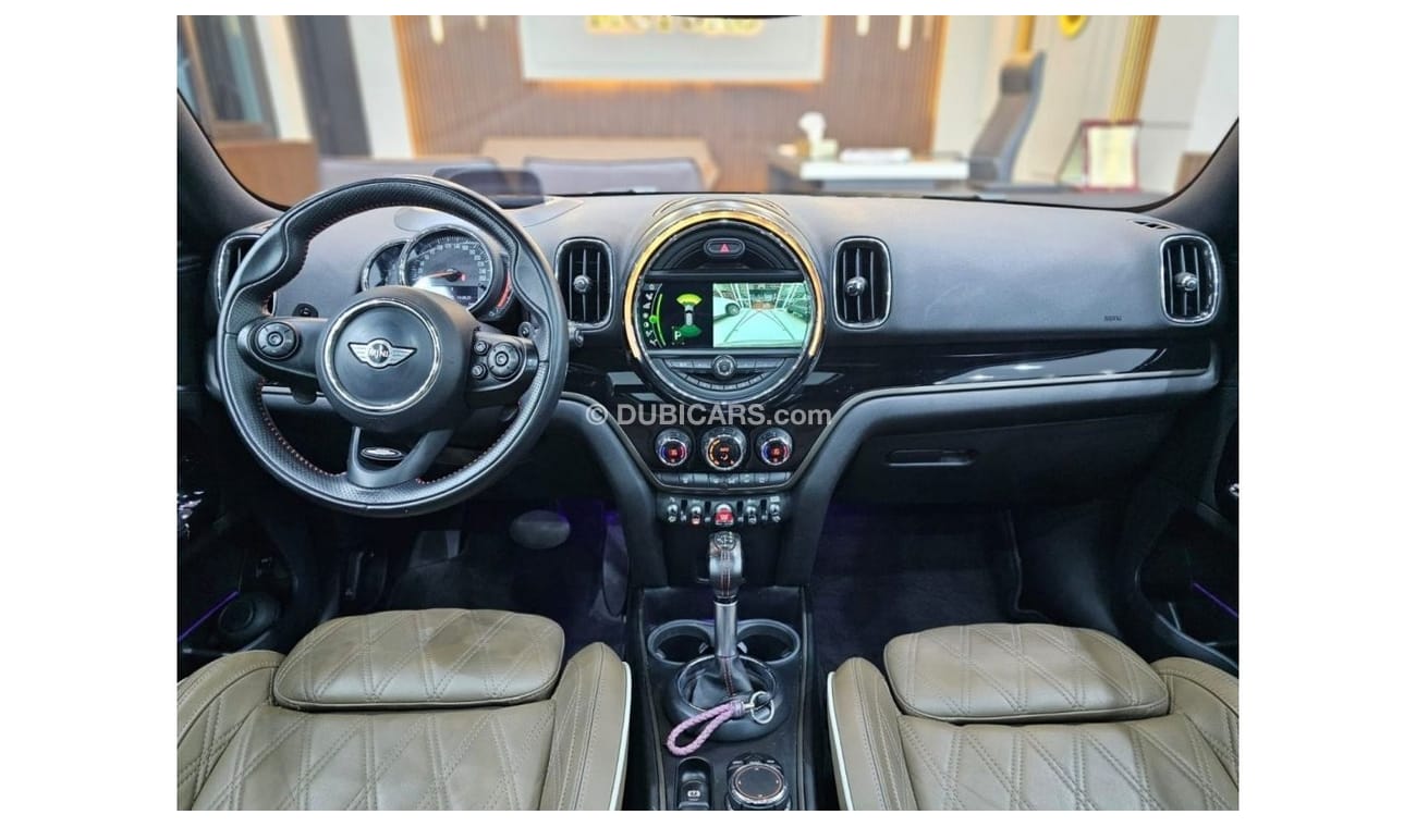 Mini Cooper S Countryman MINICOOPER COUUNTRYMAN S ALL4 2018 GCC SINGLE OWNER WITH FULL AGENCY SERVICE IN MINT CONDITION