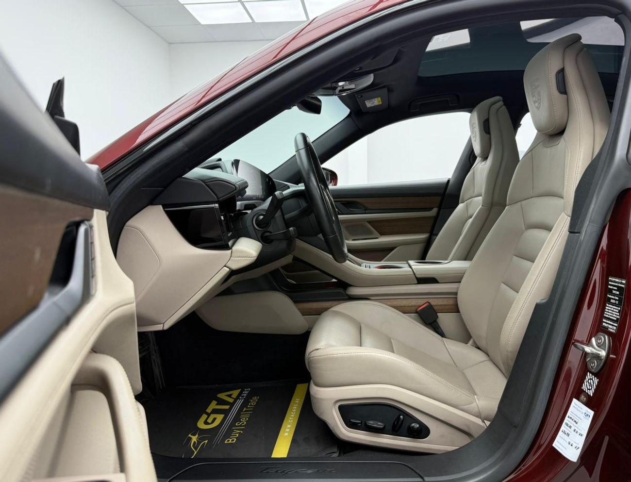 بورش تايكان Base 2021 Porsche Taycan, Full Porsche Service History, Low Km, Fully Loaded, Excellent Condition, G