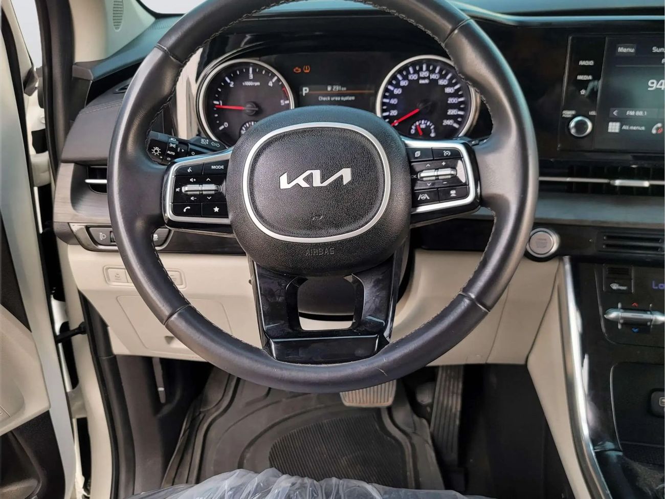 كيا كارنيفال GDI EX 3.5L