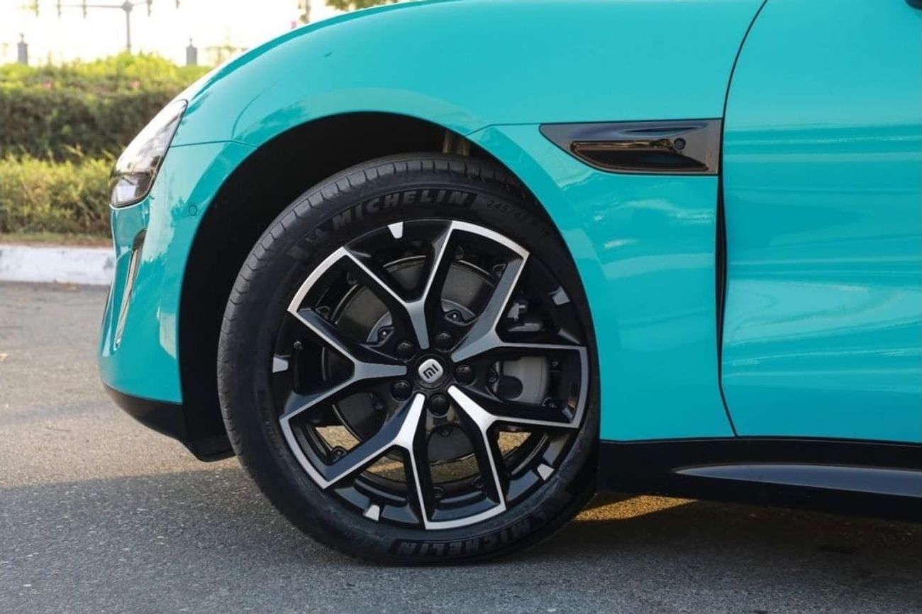 Xiaomi SU7 2024 XIAOMI SU7 PRO - Blue inside Grey