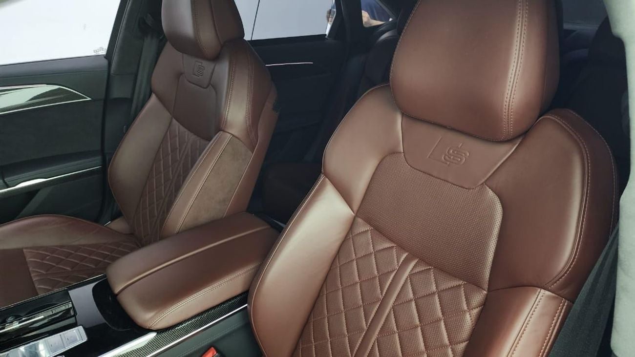 أودي S8 TFSI quattro 4.2L