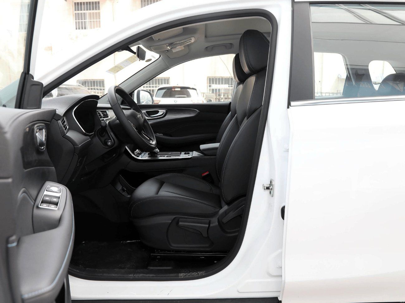 Roewe RX5 ROEWE RX5 PLUS 2025 1.5T A/T(MG RX5 CHINA VERSION)