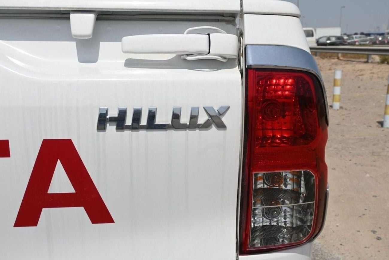 تويوتا هيلوكس TOYOTA HILUX 2.4L DIESEL 4X2 MODEL 2023
