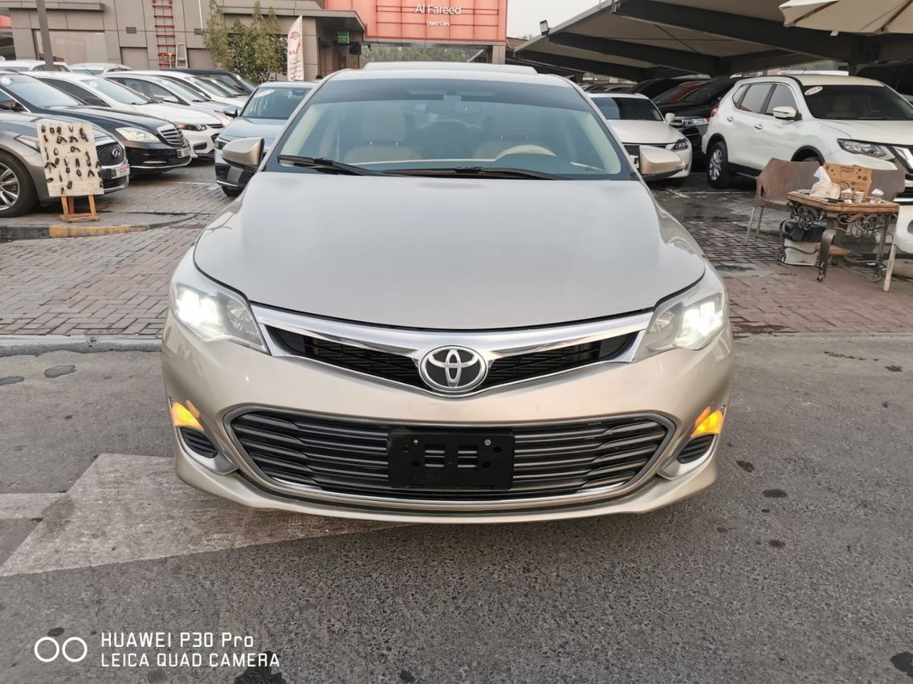 Toyota Avalon XLE 3.5L full option, limited
