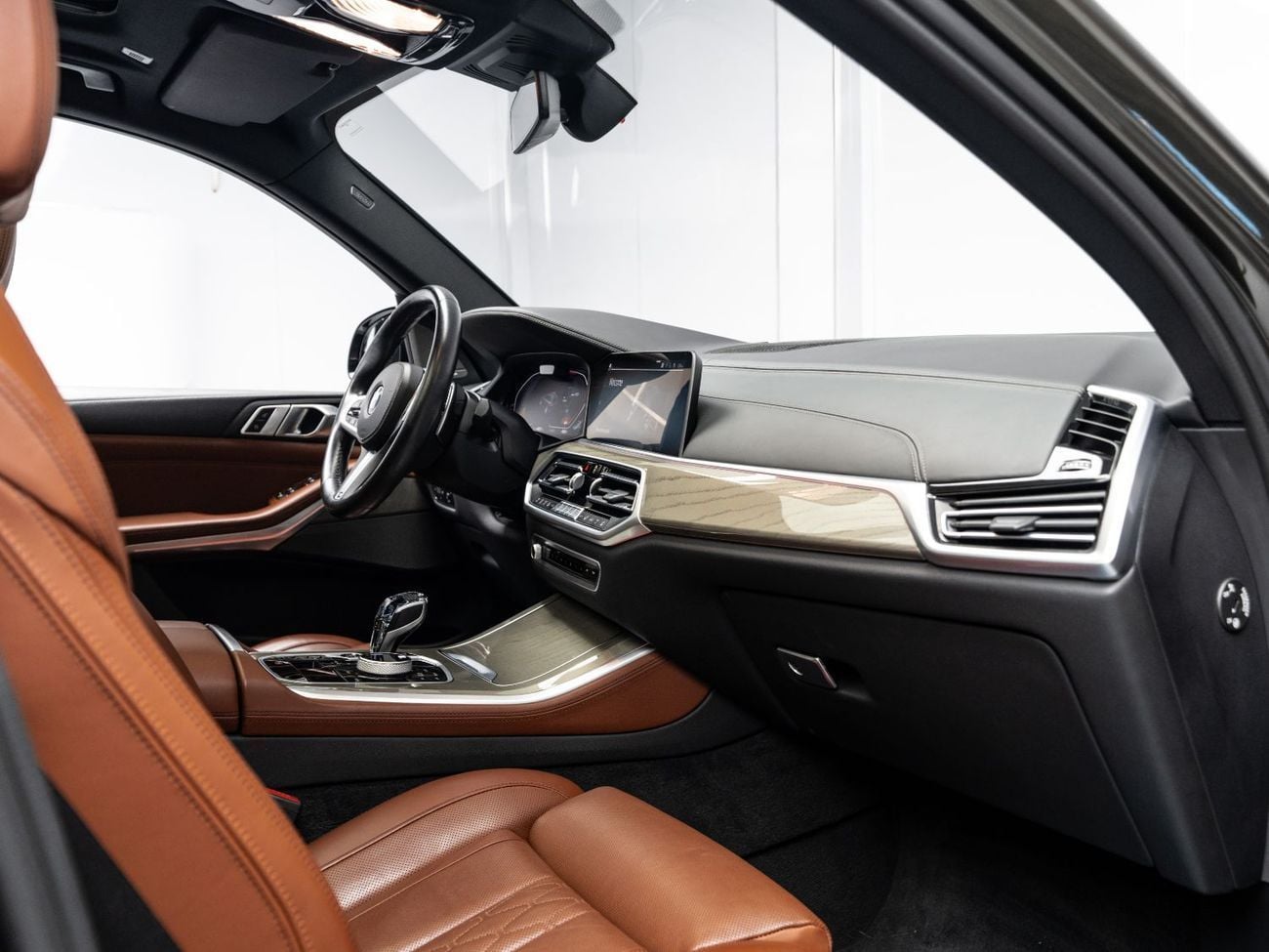 بي أم دبليو X5 40i M SPORT 40i M Sport 3.0L 2022 BMW X5 xDrive 40i, 3.0L TC I6, AWD, 340 bhp, 8 Speed Automatic