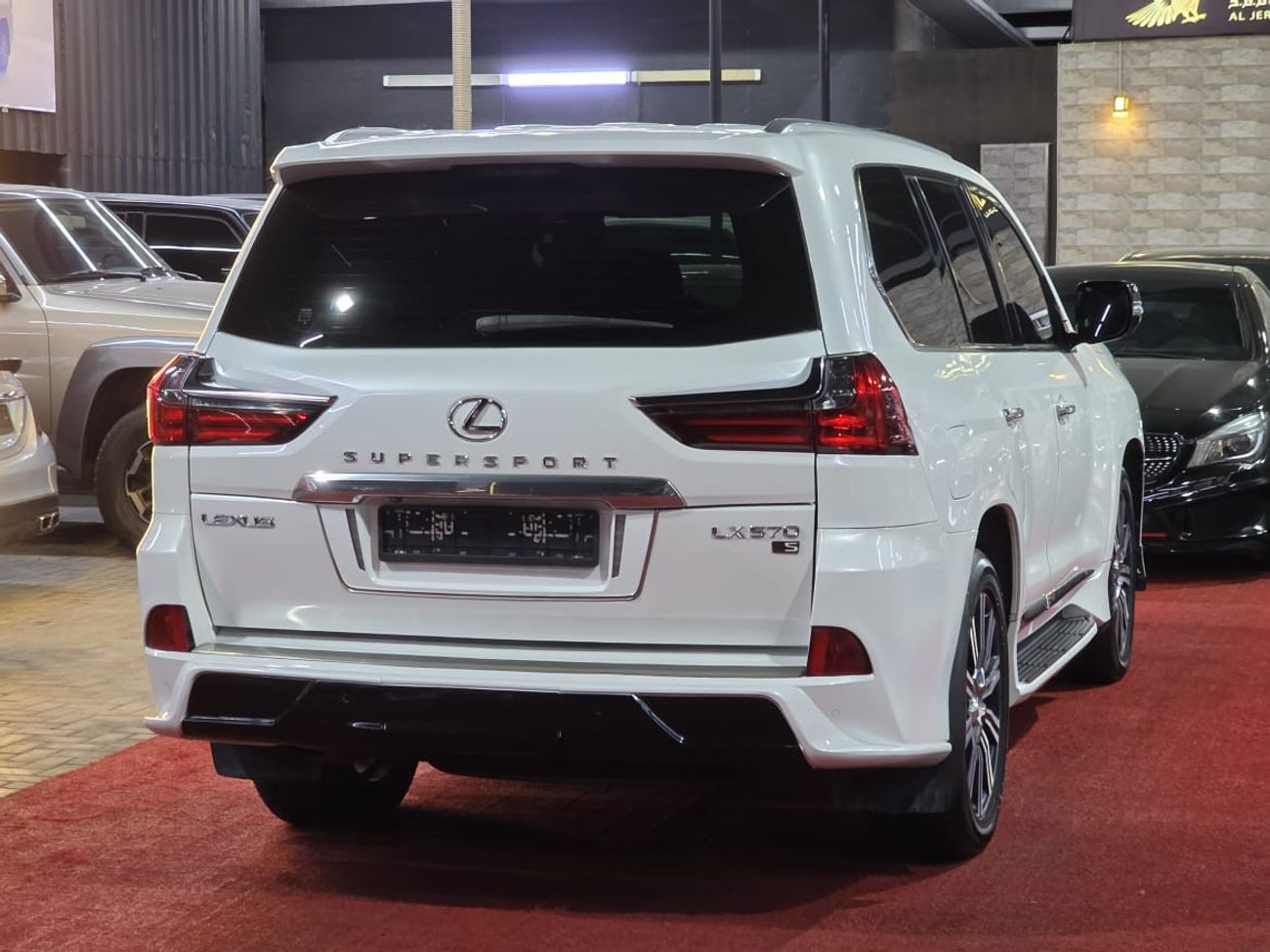 لكزس LX 570 Sport Platinum 5.7L