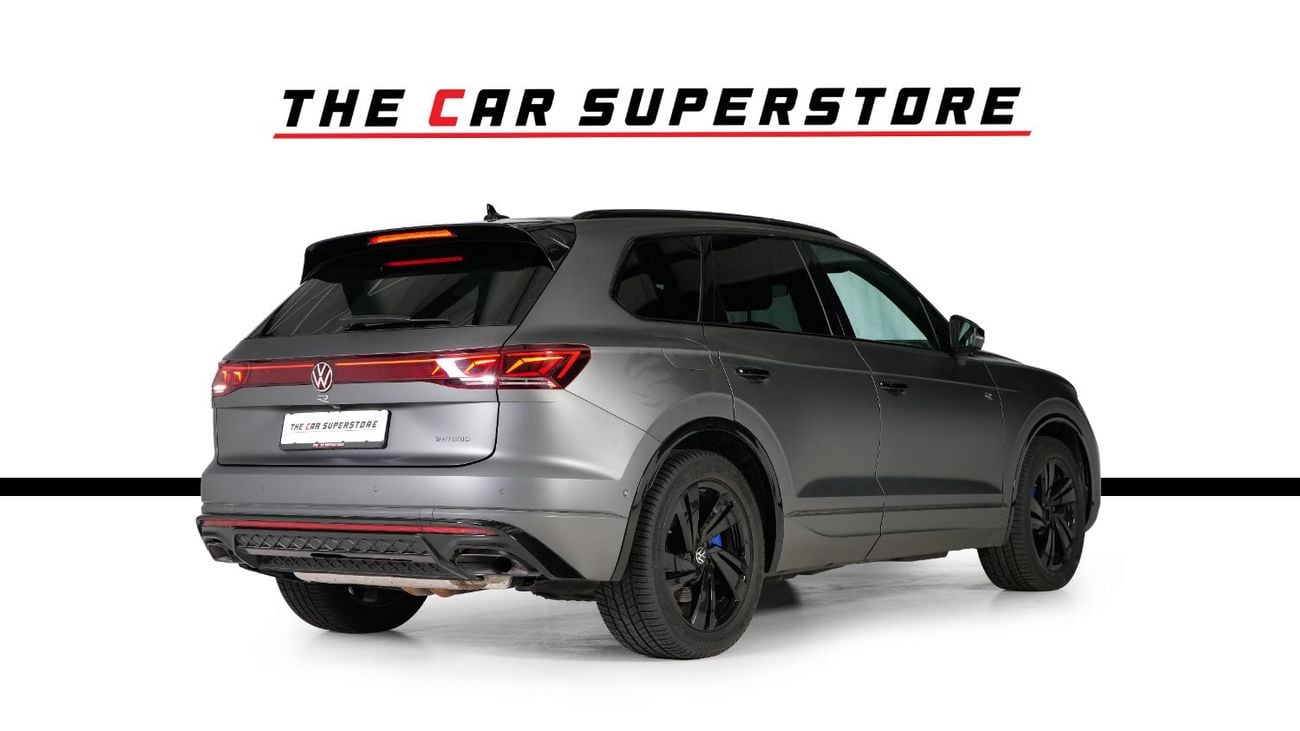 Volkswagen Touareg R-LINE eHybrid | European Spec | Full Option