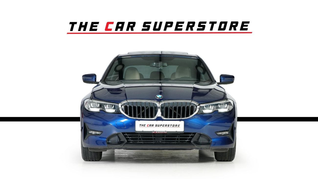 BMW 330i Luxury Line 2.0L Luxury line - Under BMW service contract