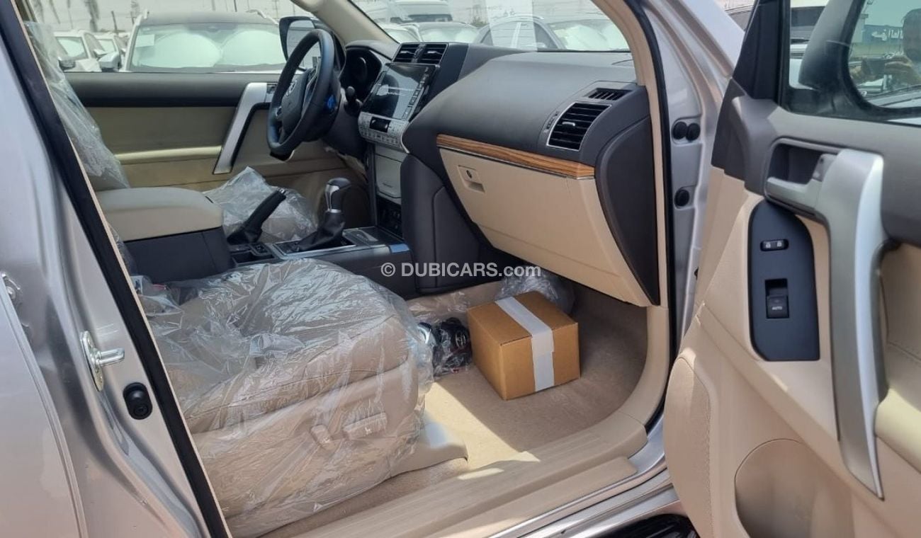 Toyota Prado TOYOTA PRADO 4.0 VX SILVER SUNROOF FULL OPTION 2023 MY
