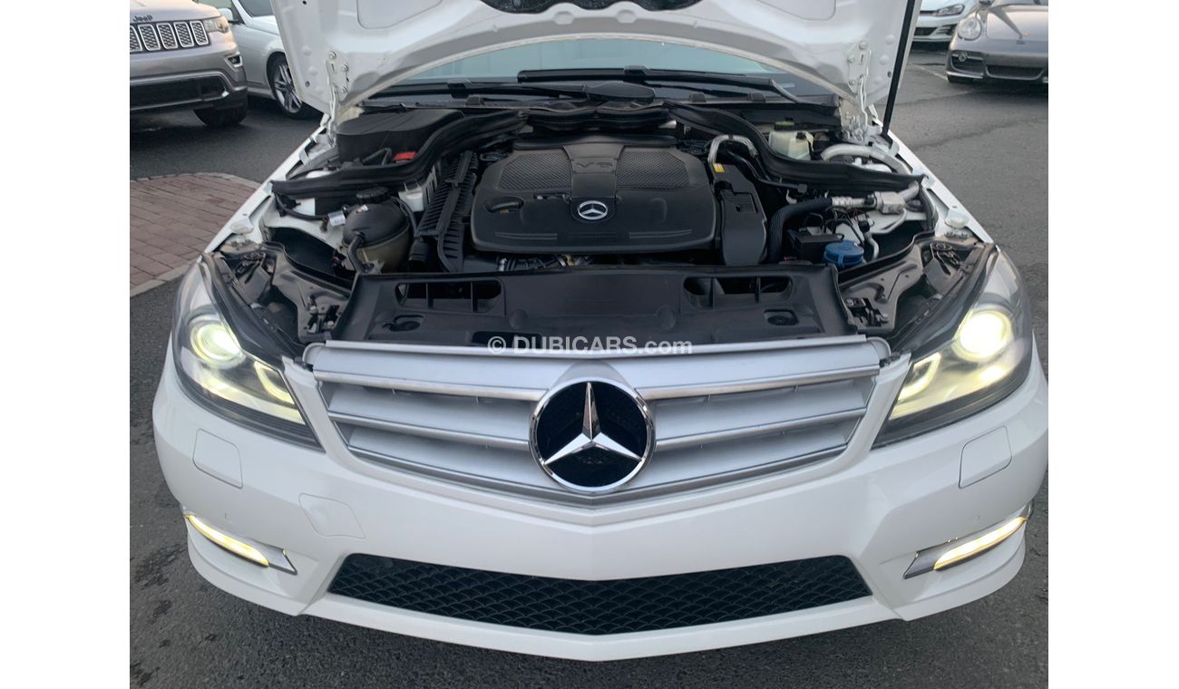 Mercedes-Benz C 300 Mercedes C300_2014_Excellent_Condition _Full option
