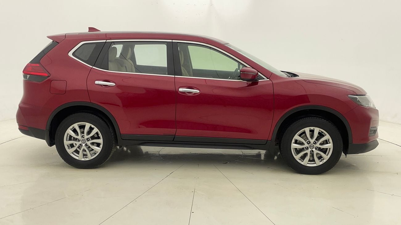 نيسان إكس تريل S 2.5 | بدون دفعة مقدمة | اختبار القيادة في المنزل