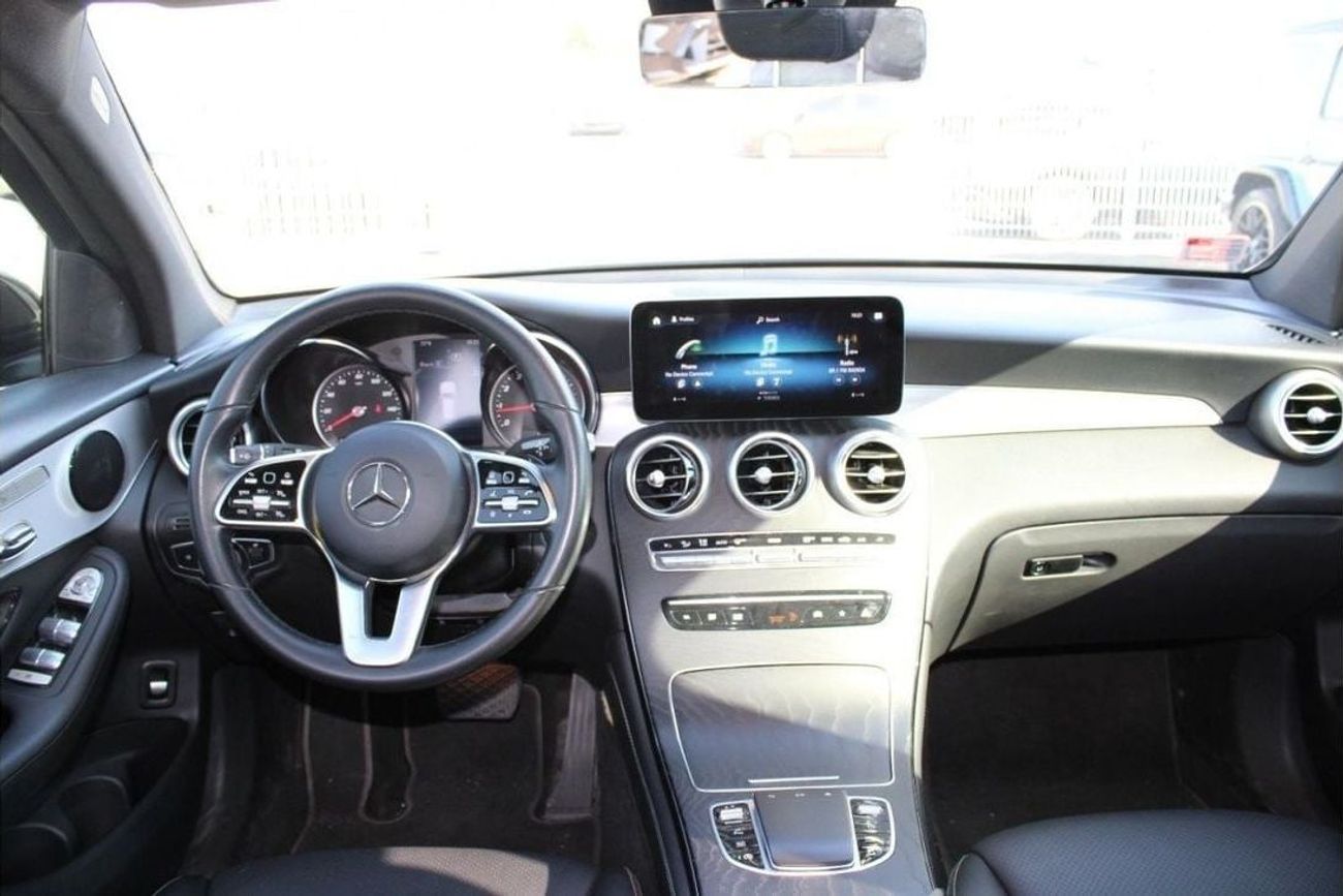 Mercedes-Benz GLC 300 Coupe 2.0L