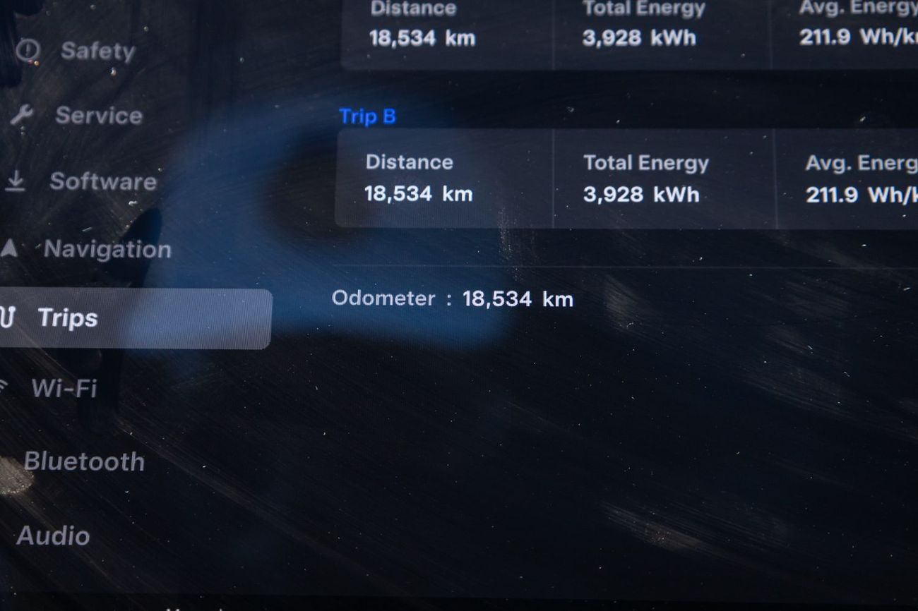 Tesla Model S Plaid (AWD)