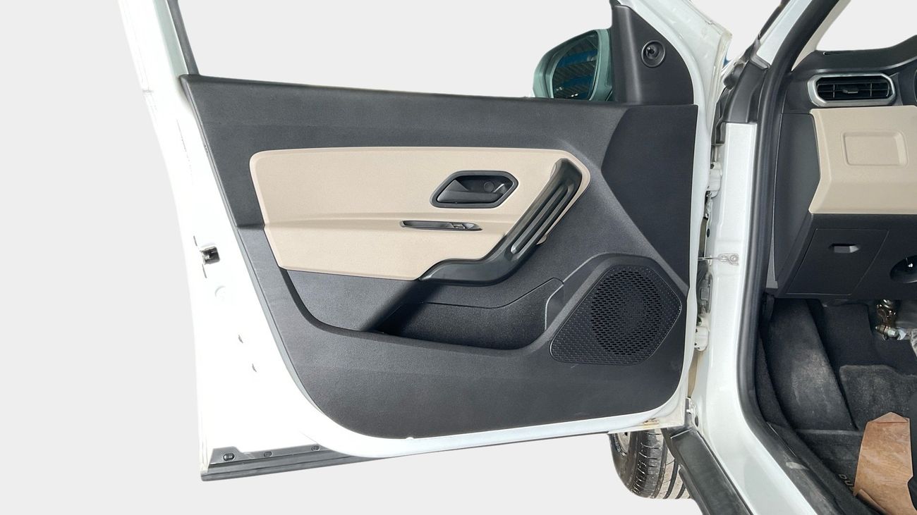 رينو داستر 1.6 L 115 2WD AUTO PE ABS | شامل الضمان | 0 ﺪﻔﻋﺓ ﺃﻮﻟﻯ