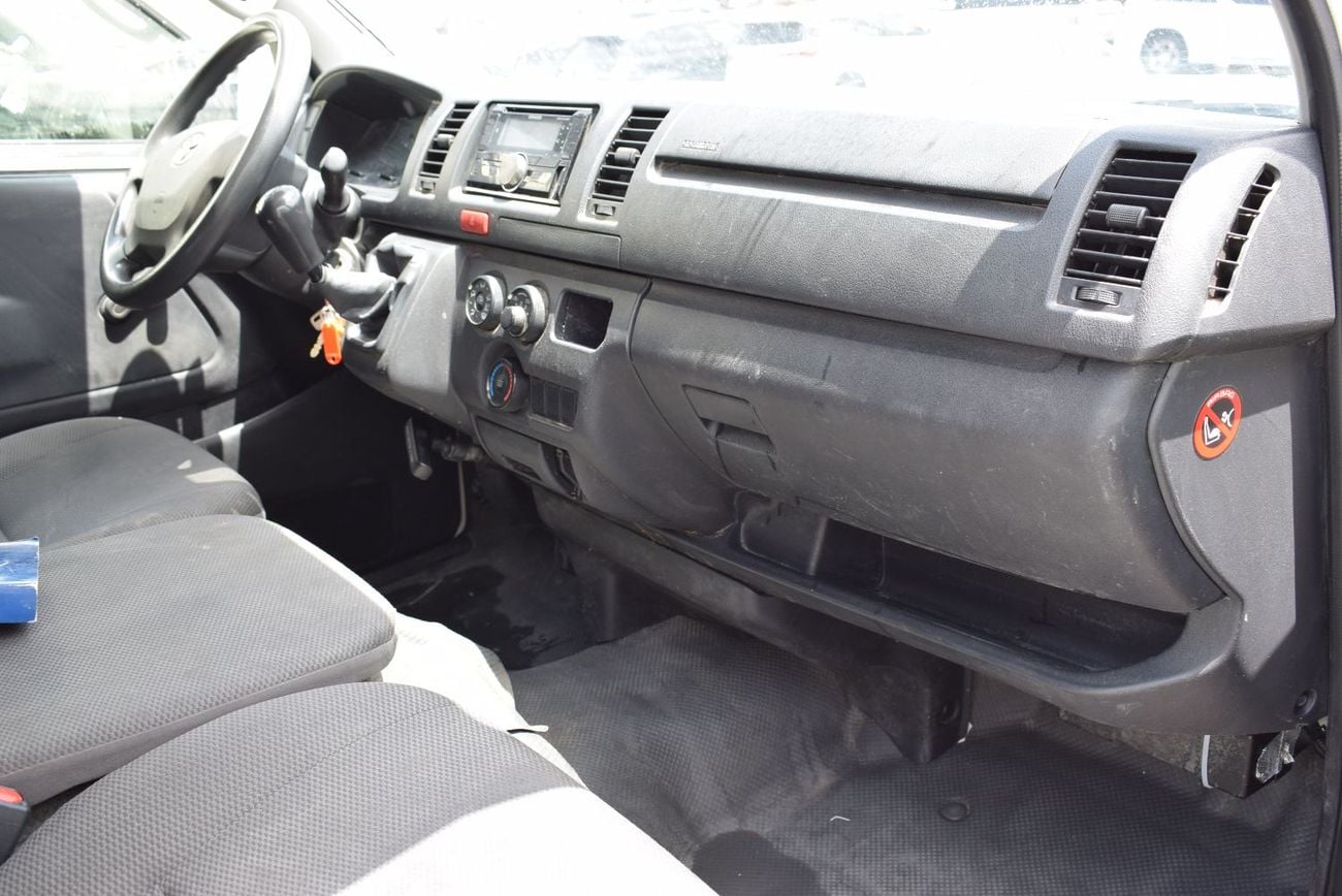 تويوتا هاياس GL -Standard Roof  Panal Van 2.7L