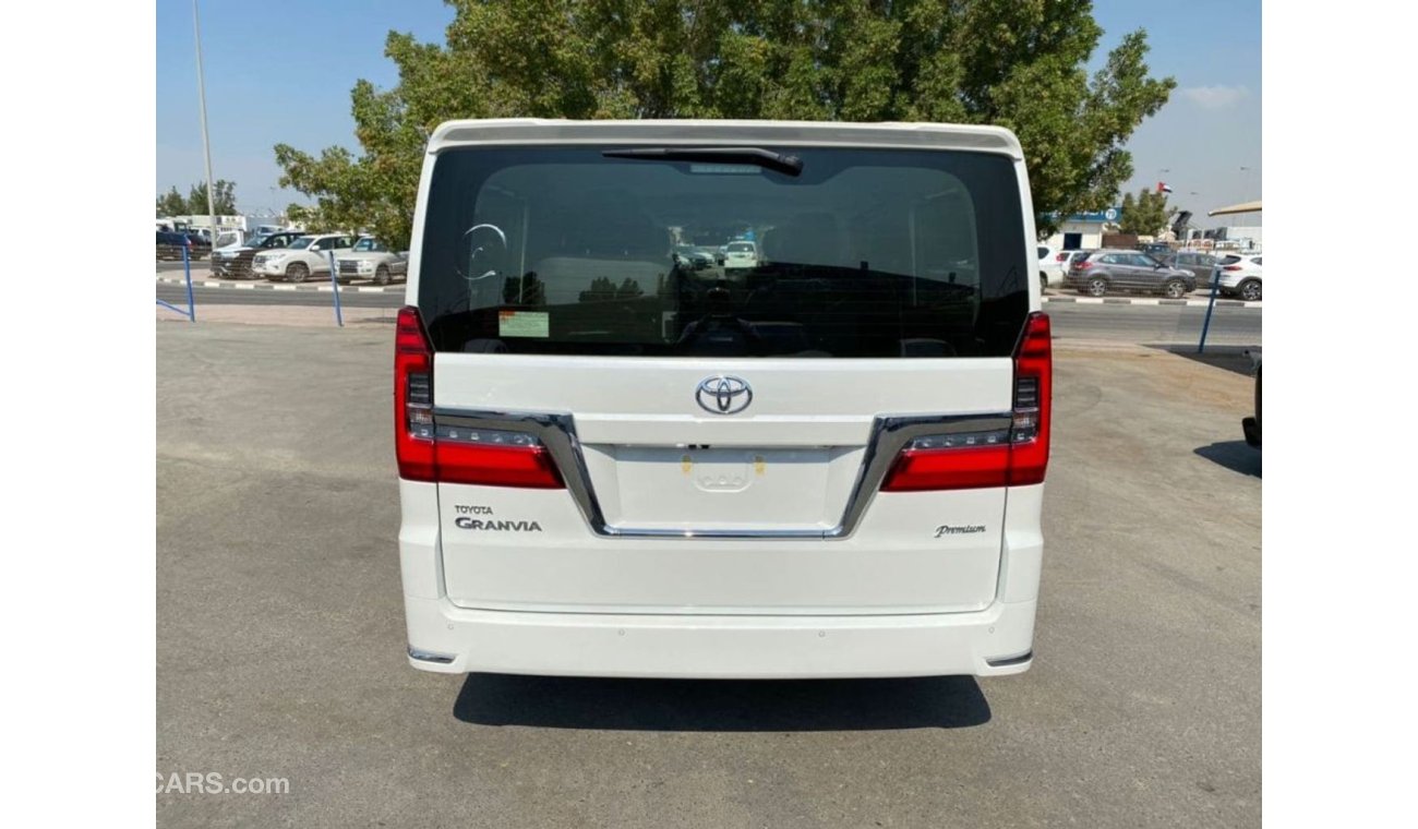 Toyota Granvia PREMIUM