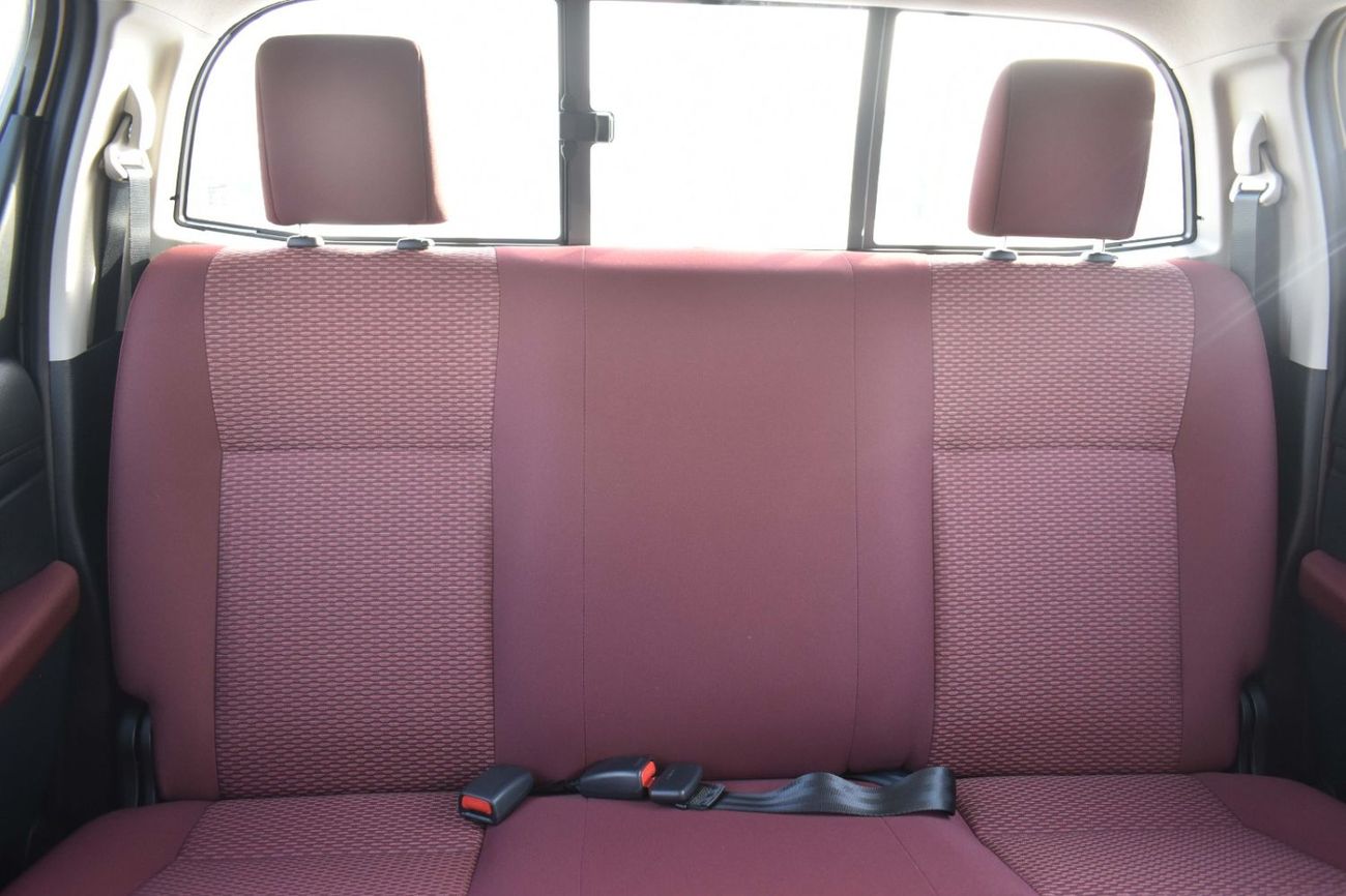 Toyota Hilux 2.7L PETROL 4X2 AUTOMATIC