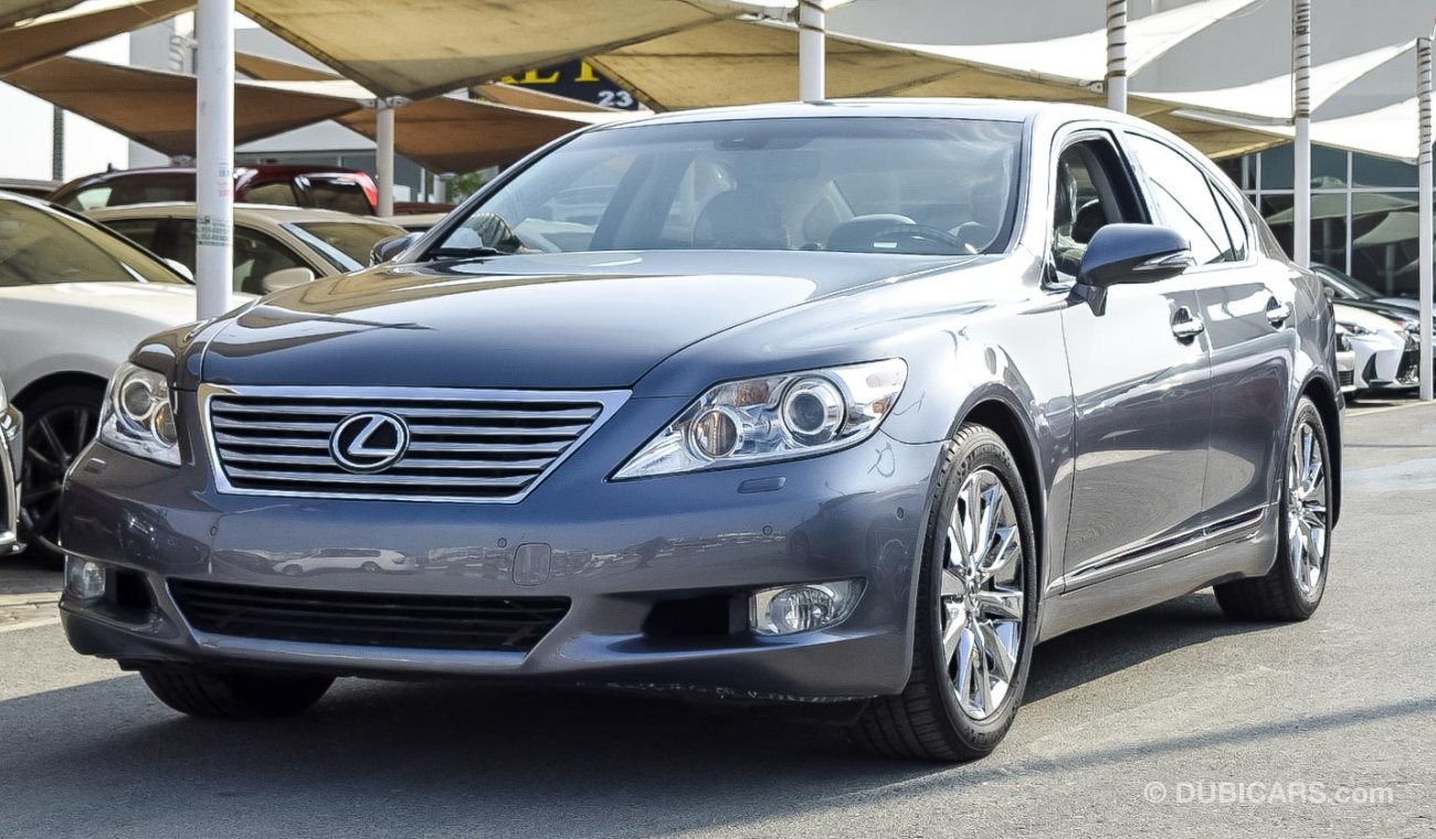 Lexus LS460