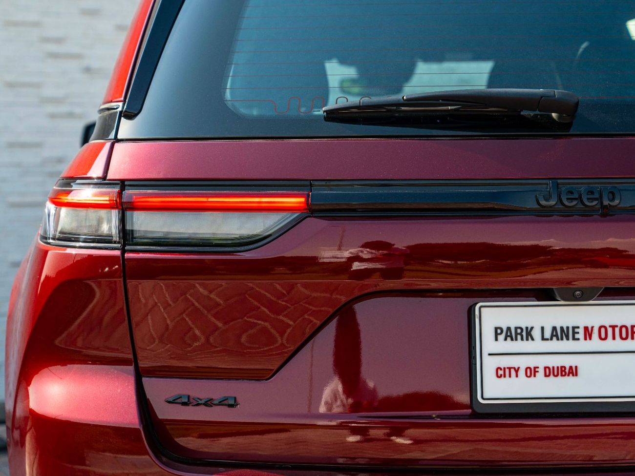 جيب جراند شيروكي AED 3,460 PM • BRAND NEW GRAND CHEROKEE ALTITUDE • BLACK PACK • OFFICIAL JEEP WARRANTY • NEW SHAPE
