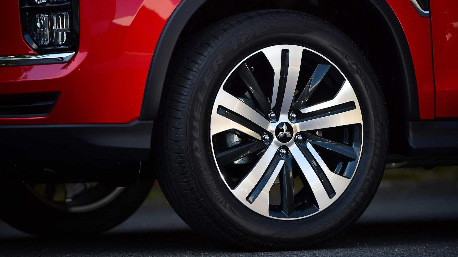 Mitsubishi ASX exterior - Rim