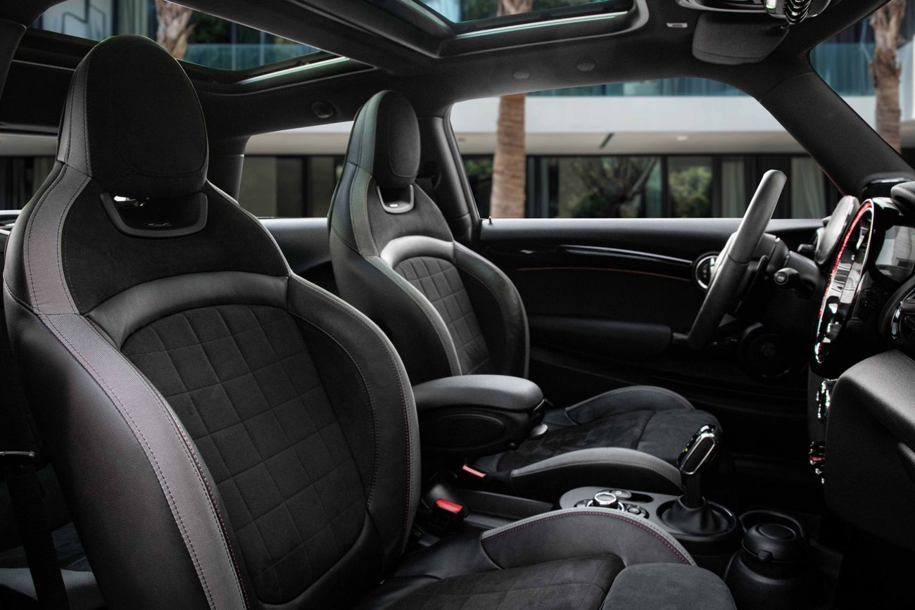 Mini Cooper Cooper John Cooper Works | 2,057 P.M | 0% Downpayment | JCW | ONE OWNER | AGENCY MAINTAINED!