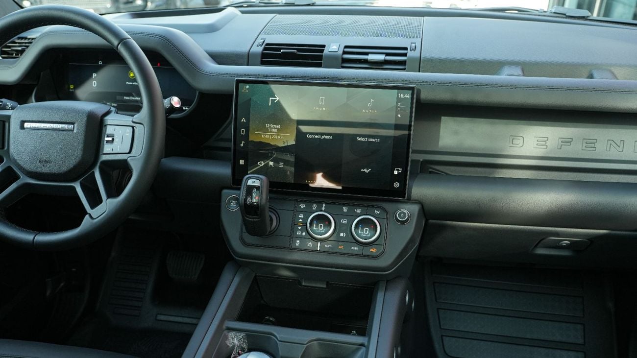 Land Rover Defender P400 X-Dynamic HSE Black 2026MY Export Only