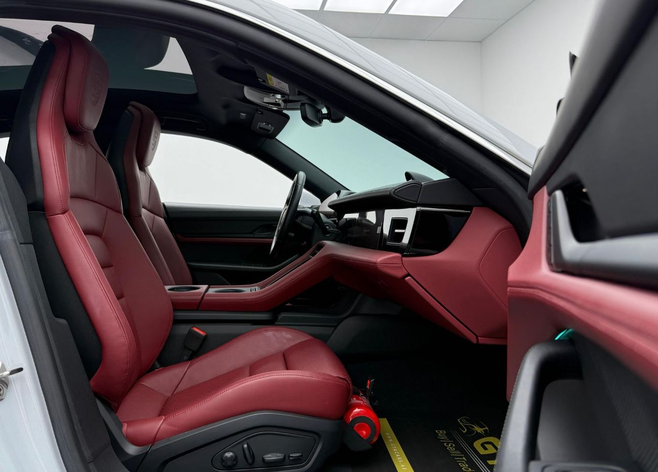 Porsche Taycan 2022 Porsche Taycan 4S AWD, 2026 Agency Warranty, Full Service History, GCC