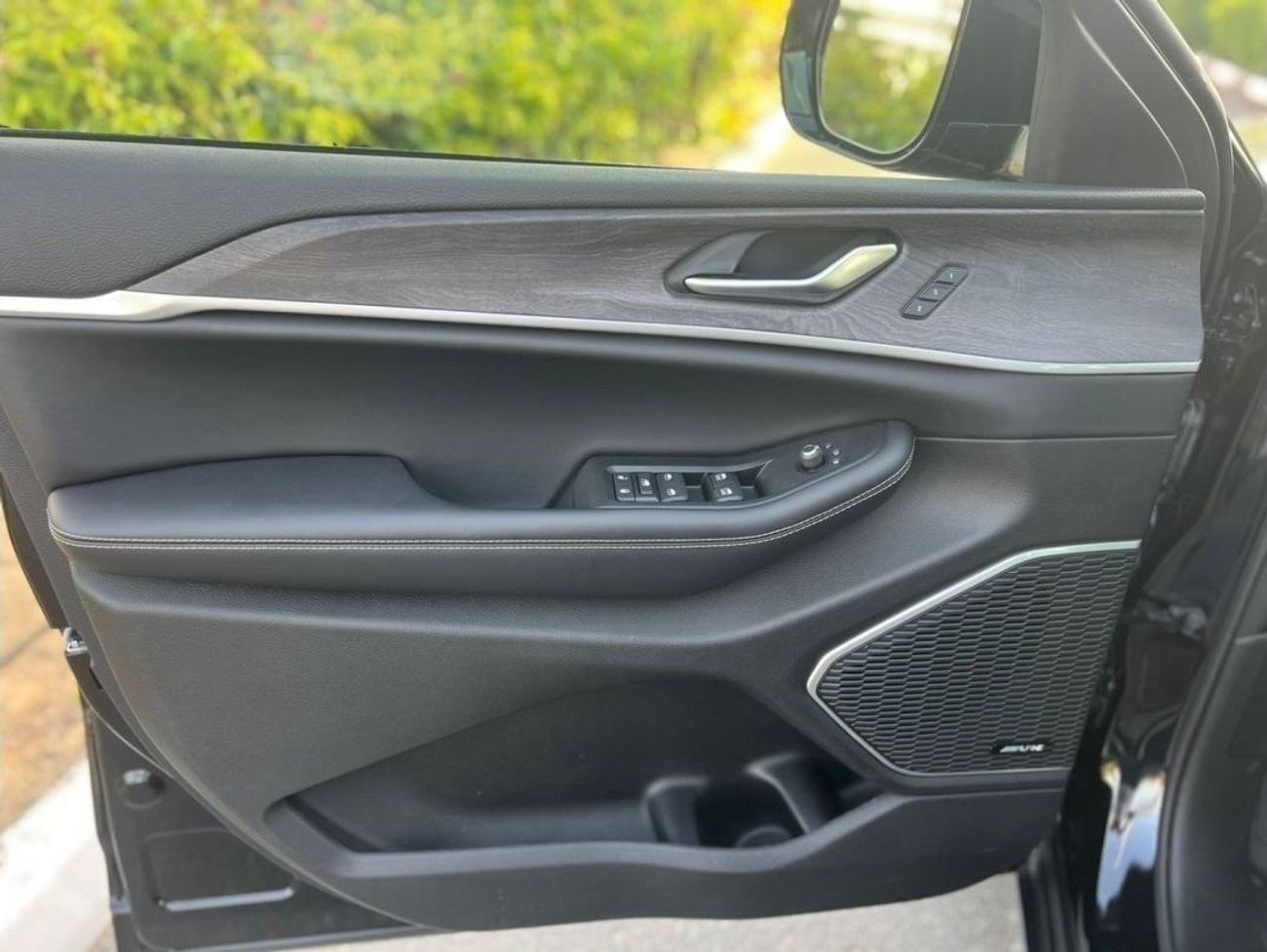 جيب جراند شيروكي Jeep Grand Cherokee  GCC Specs 2024 0 KM EXPORT ONLY.