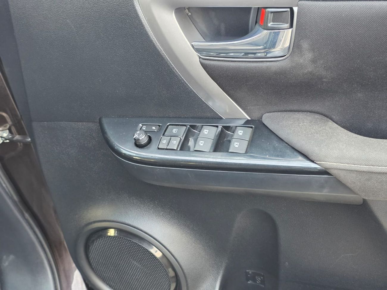 تويوتا فورتونر diesel 2.8 liter ,Right hand drive 2024 Model ,only for export available