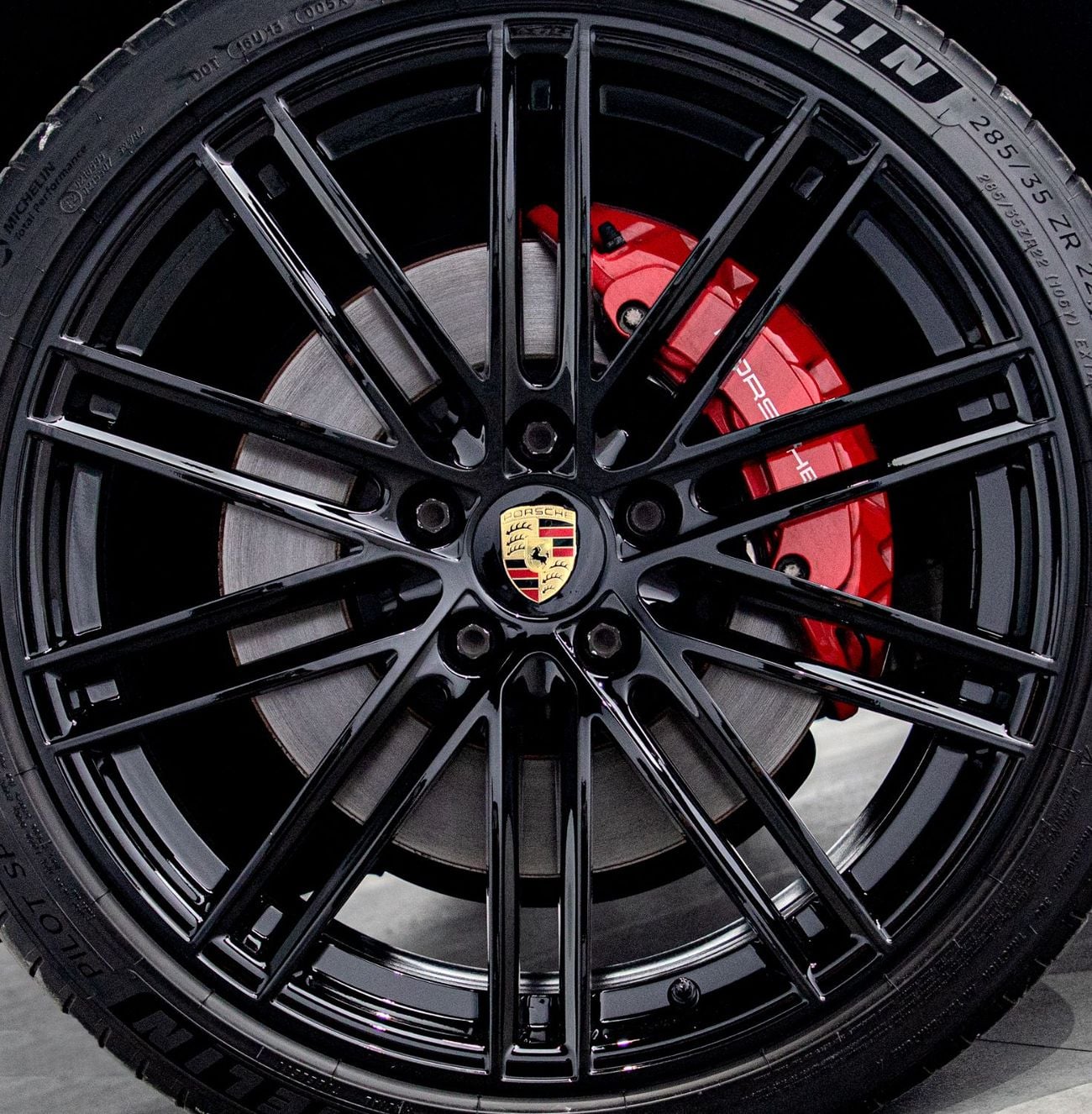بورش كايان GTS