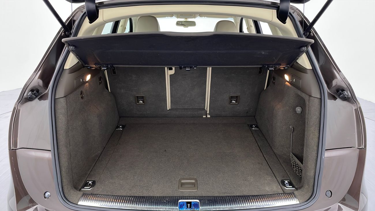 Audi Q5 40 TFSI S LINE 2 | Under Warranty | Inspected on 150+ parameters