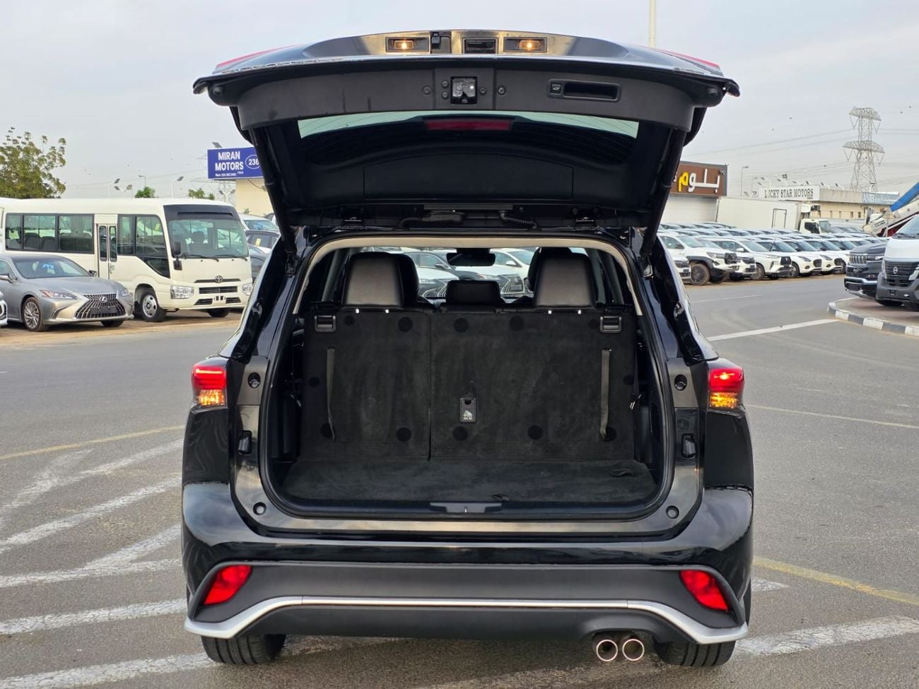 تويوتا هايلاندر 2.5L hybrid XLE (AWD)