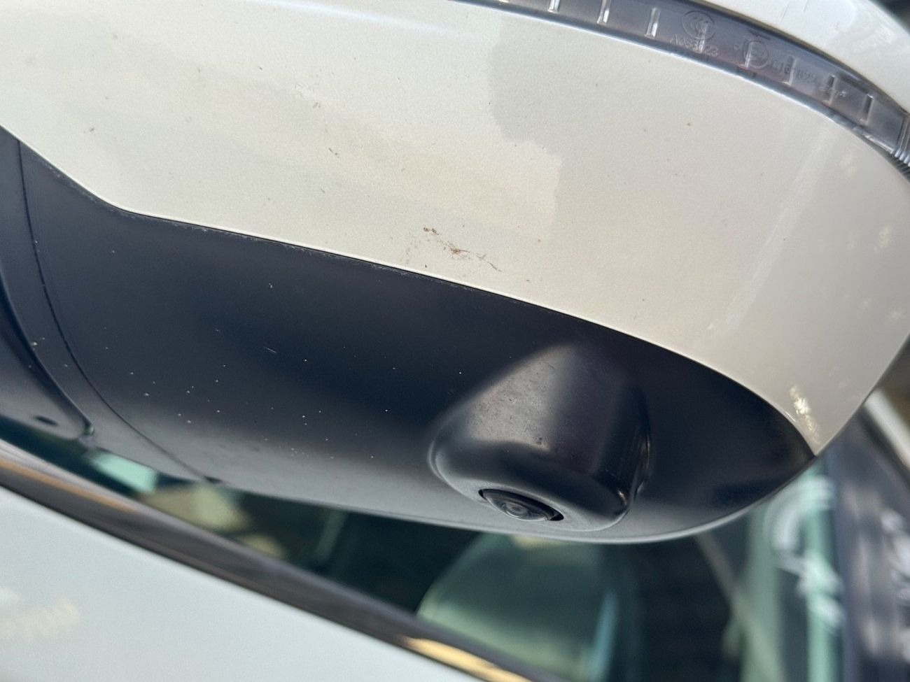 Nissan Rogue SL / 2.5L V4 / PANORAMIC SUNROOF / AWD / 360 CAMERA / ELECTRIC SEATS / REAR AC