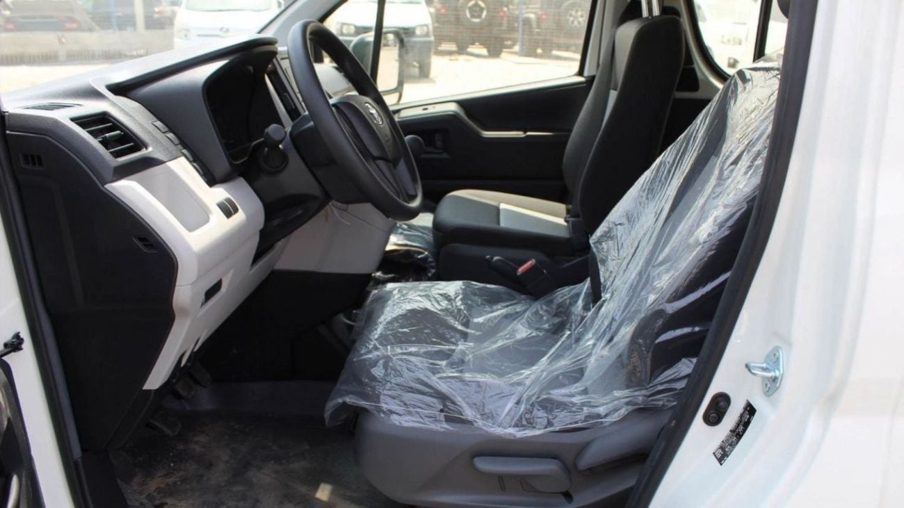 Toyota Hiace DLS - STD ROOF TOYOTA HIACE 2.8L COMMUTER MT 2023 HR