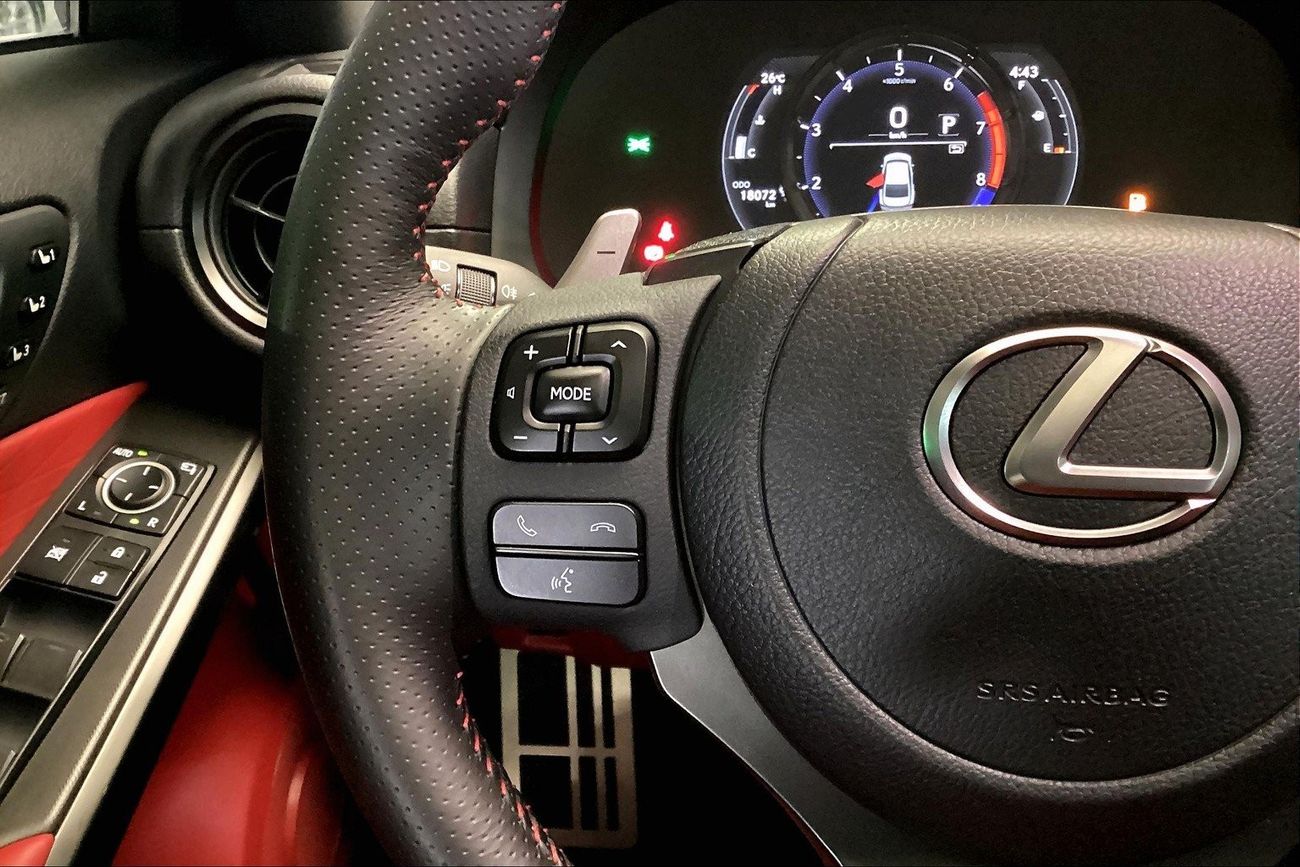 لكزس IS 350 F Sport Platinum | شامل الضمان | 0 ﺪﻔﻋﺓ ﺃﻮﻟﻯ